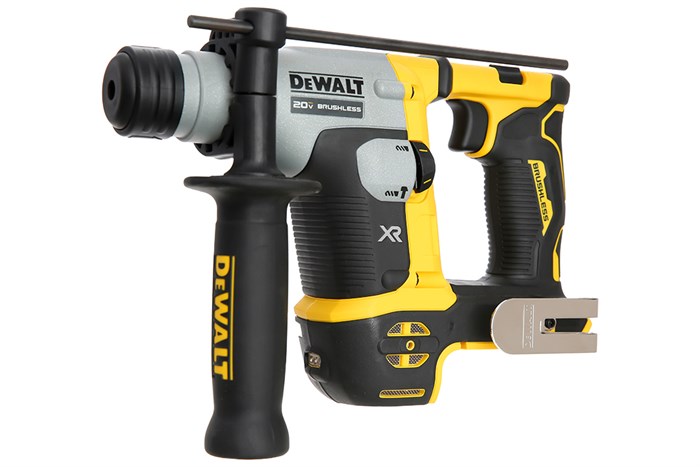 may-khoan-be-tong-pin-dewalt-dch172n-kr-18v11-700x467