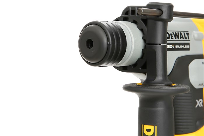 may-khoan-be-tong-pin-dewalt-dch172n-kr-18v118-700x467