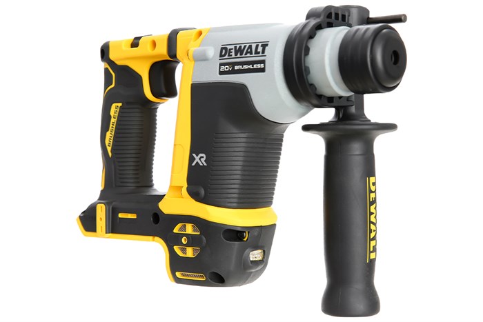 may-khoan-be-tong-pin-dewalt-dch172n-kr-18v12-700x467